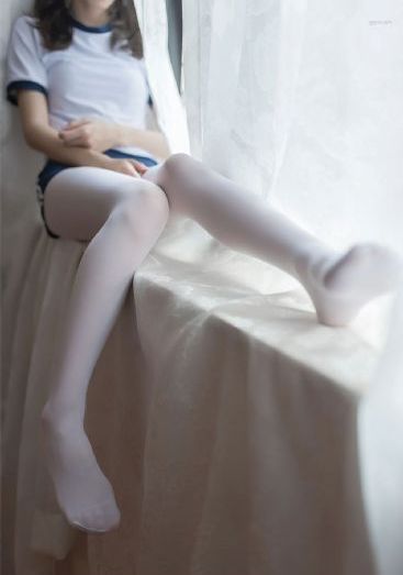 女人张开腿让男人桶视频