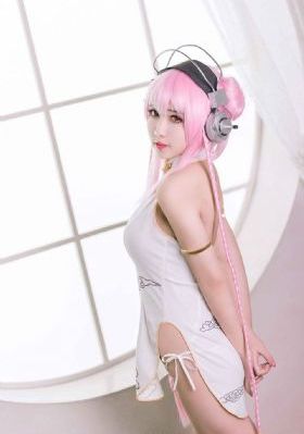 一个人看视频