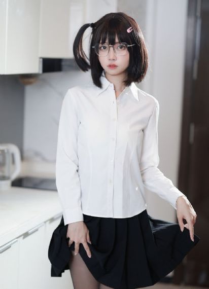 欧洲大属黑吊粗大