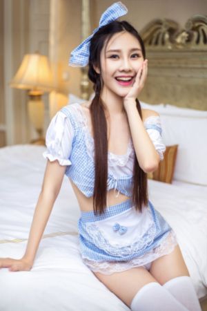 佳柔和院长公的第一次主演是谁