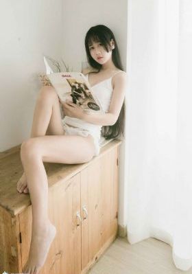 扒开腿挺进湿润的花苞剧情介绍