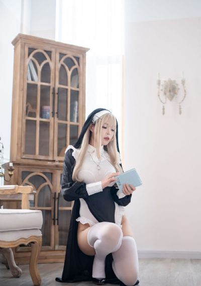 八面玲珑的申小姐