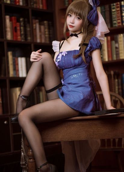 漂亮的女秘书在线观看